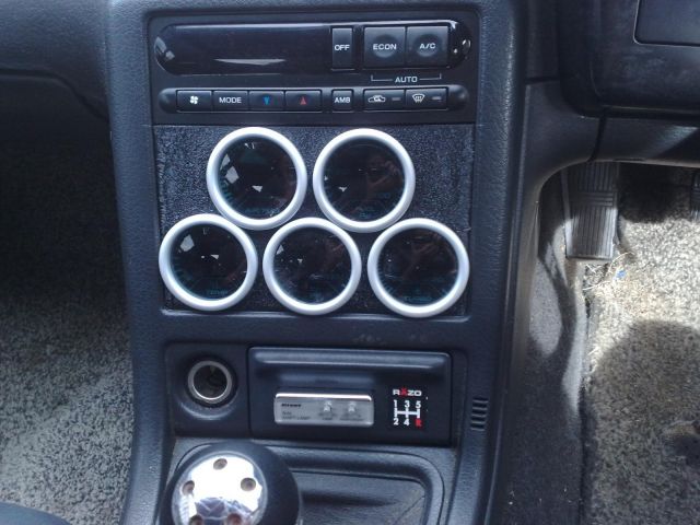 R32 Console Gauge Cluster 07 Finished