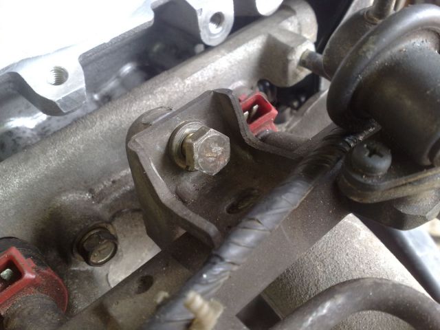 02 Injector Rail